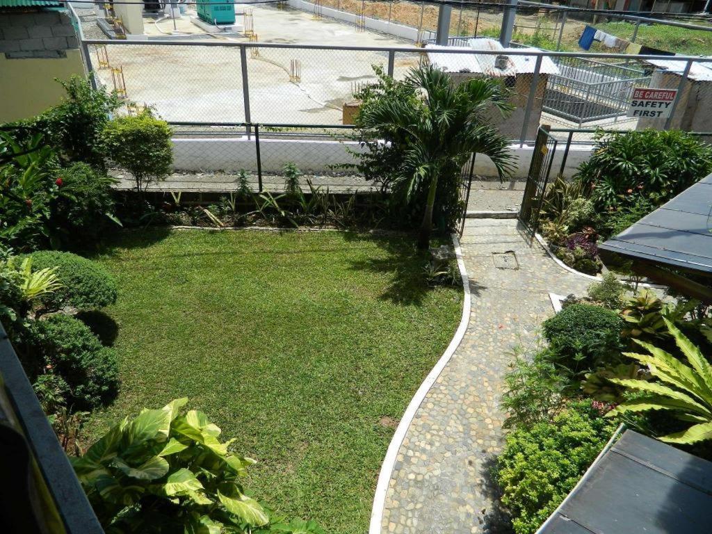 Fat Jimmy'S Hotel Boracay Balabag  Exterior foto